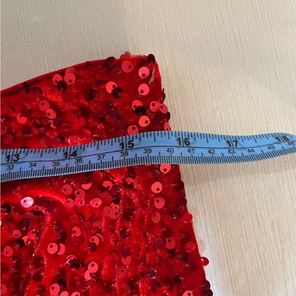 Line & Dot Skirt - Women’s Large Red - Sequins Mini Holiday Sparkle - Picture 8 of 9